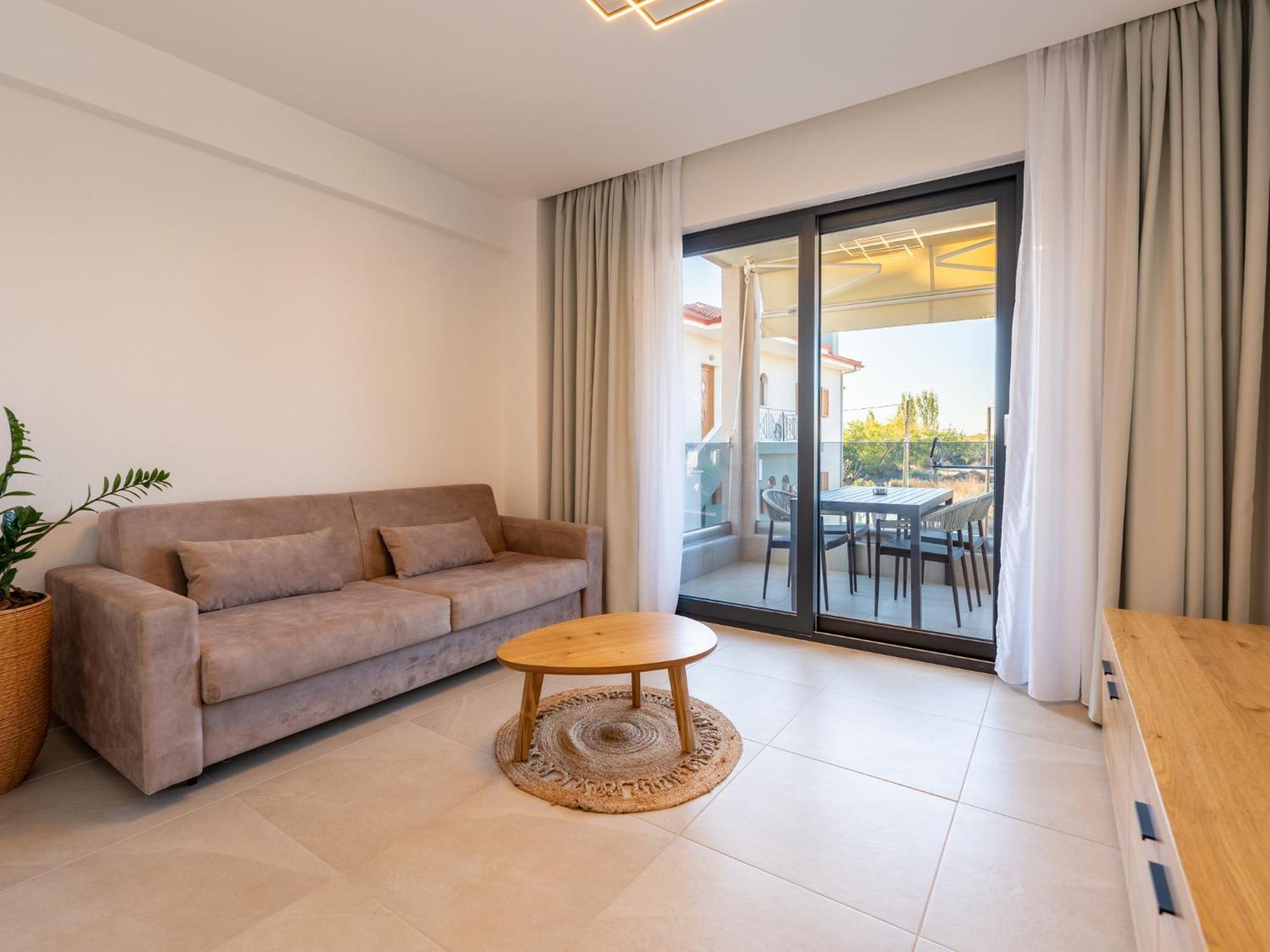 Antony'S Luxury Apartments Никити Екстериор снимка