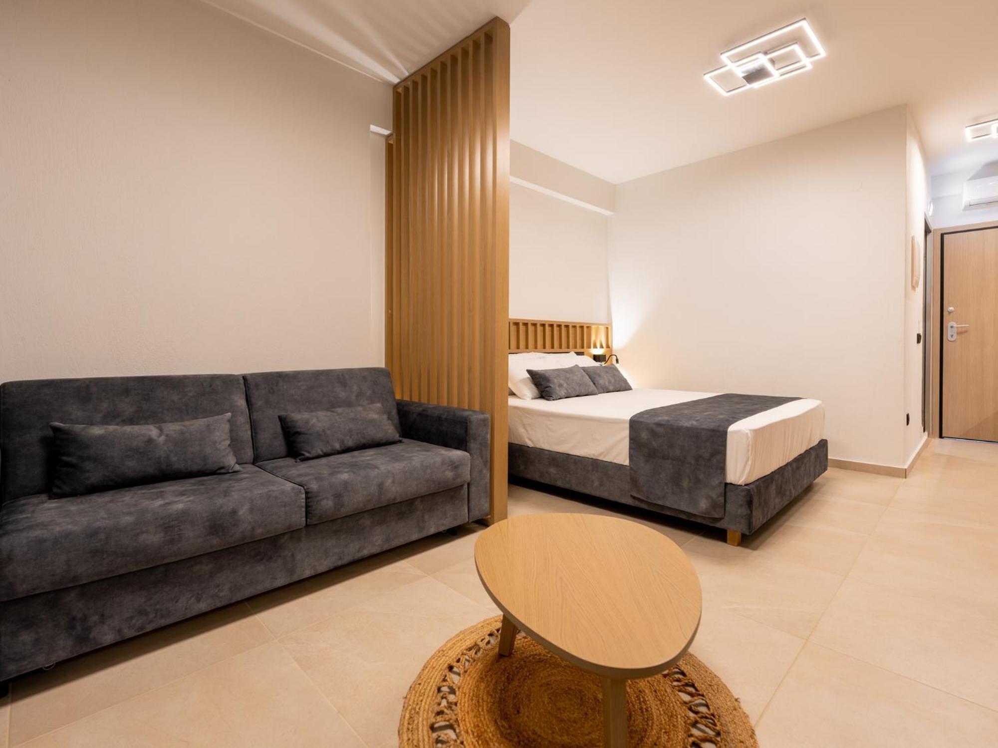 Antony'S Luxury Apartments Никити Екстериор снимка