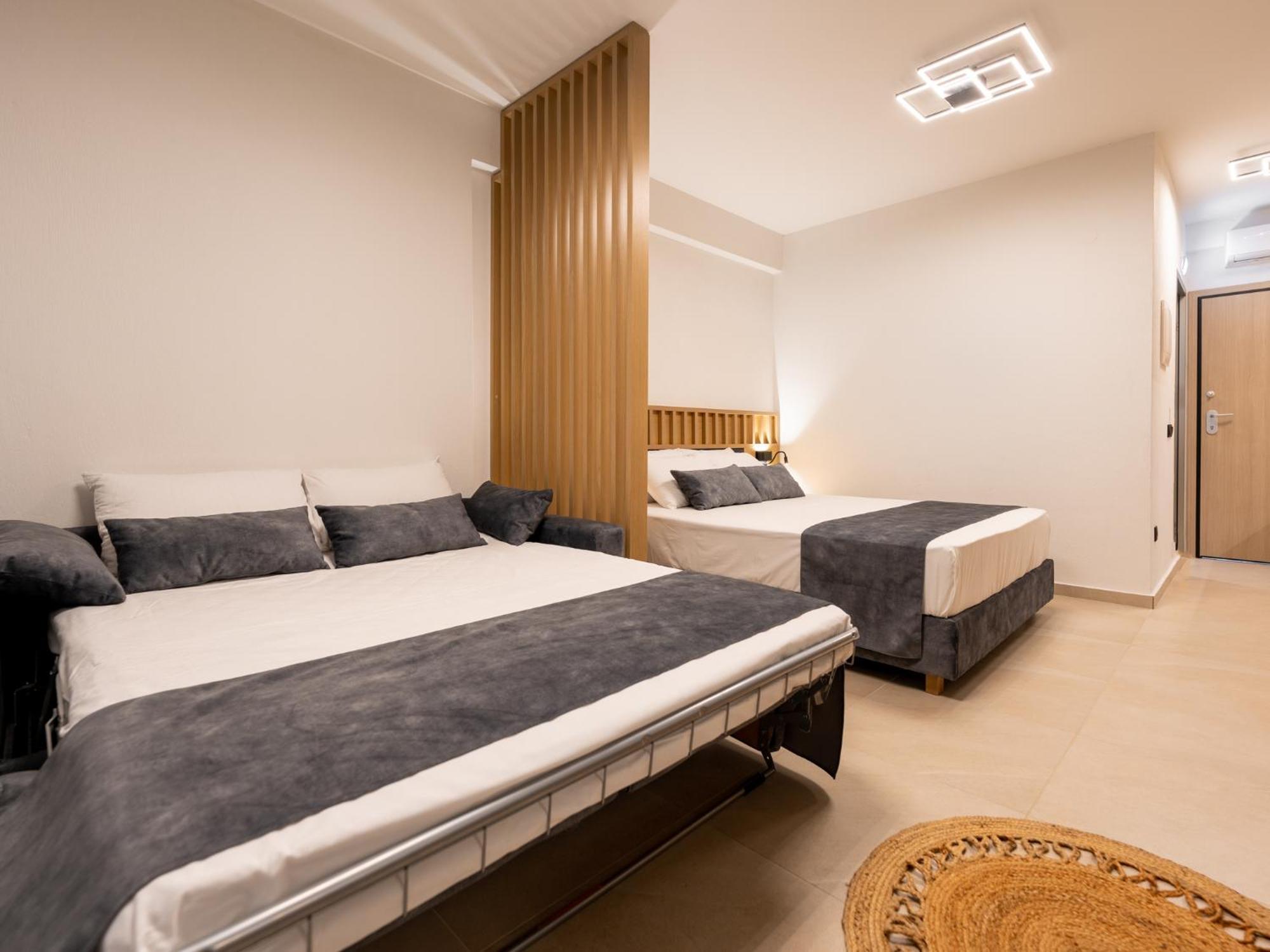 Antony'S Luxury Apartments Никити Екстериор снимка